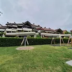 On Maggiore With Garden Holiday home