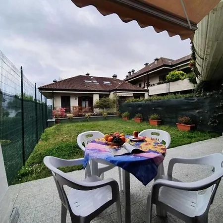 בית נופש On Maggiore With Garden Feriolo